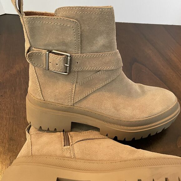 LUCKY BRAND Boots Sz 8.5 Elyton Suede Zip Buckle Crossover Chunky Lug Sole - Picture 4 of 12